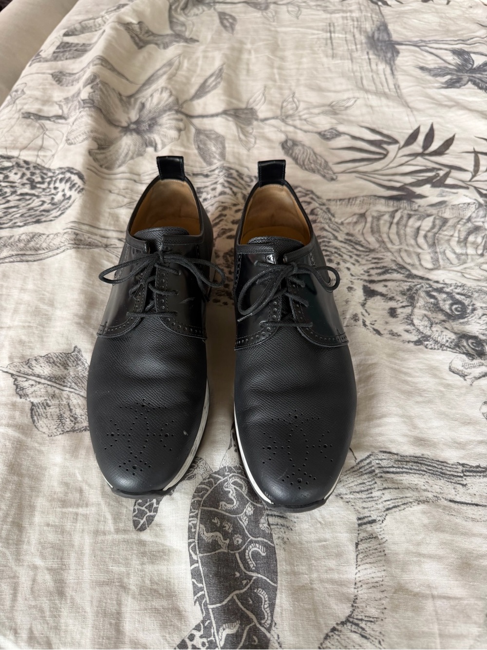 Hermes - Men's Black Leather Lace-Up Dress Sneakers, size 41 eu